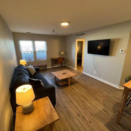 Aksarben 1 Bedroom-Close To I-80 أوماها المظهر الخارجي الصورة